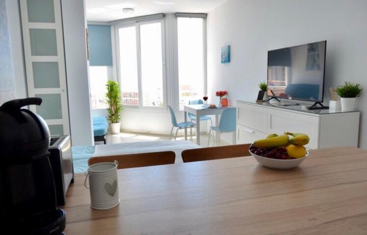 Bright Studio Apt. With Sea View And Pool Torremolinos Exterior foto